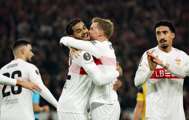 11 12 25 VfB Stuttgart Maccabi Tel Aviv FC Germany, Stuttgart, 11 12 2025, Football, UEFA Europa League, Season 2025 2026, VfB Stuttgart Maccabi Tel Aviv FC v l Lorenz Assignon, Maximilian Mittelstädt both VfB Stuttgart Cheering Goal 1 0 Assignon