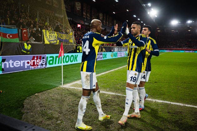 251211 Talisca of Fenerbahce celebrates after scoring the 0 4 goal during the UEFA Europa League football match between Brann and Fenerbache on December 11, 2025 in Bergen Photo Marius Simensen BILDBYRAN COP 238 MM0053 bbeng brann fenerbache football fotball fotboll jubel soccer uefa europa league  Copyright: MARIUSxSIMENSEN BB251211ZG029