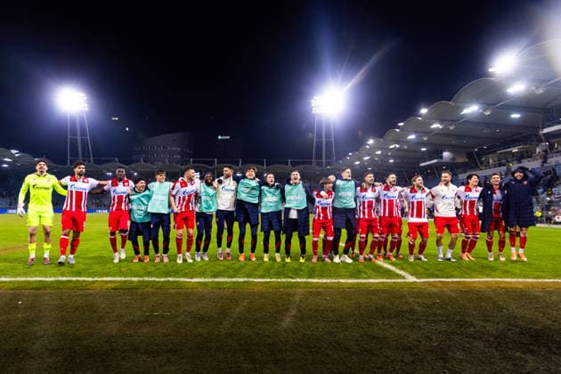 STURM GRAZ - CRVENA ZVEZDA Players of Crvena Zvezda celebarte after the league phase of UEFA Europa league football match between SK Sturm Graz and FK Crvena Zvezda Belgrade. Graz, Austria, December 11, 2025. Photo by Branislav Racko Copyright: xx 080A4756