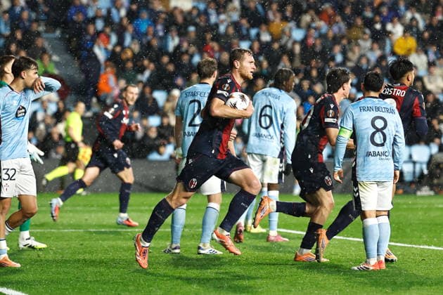 Tommaso Pobega (Bologna), DECEMBER 11, 2025 - Football Soccer : UEFA Europa League league phase match day 6 between RC Celta de Vigo - Bologna FC 1909 at the Estadio Balaidos in Vigo, Spain. Noxthirdxpartyxsales  aflo_313324055