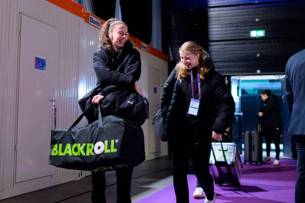 Handball, Womens World Championship, semi-final France Germany Goalkeeper Sarah Wachter Germany , Nina Engel Germany on arrival Rotterdam Ahoy Netherlands