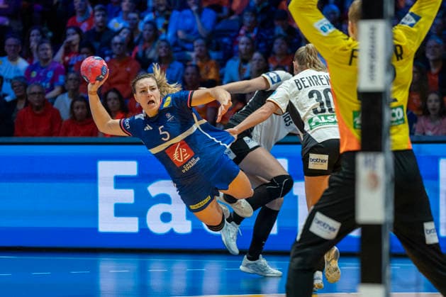 2025-12-12 France vs Germany ROTTERDAM, NETHERLANDS - DECEMBER 12: Clarisse Mairot of France during the IHF Worldchampionship 2025 1 2 final match for women, between France and Germany at Ahoy on December 12, 2025 in Rotterdam, Netherlands. Rotterdam Ahoy Netherlands Content not available for redistribution in The Netherlands directly or indirectly through any third parties. Copyright: xHenkxSeppenx