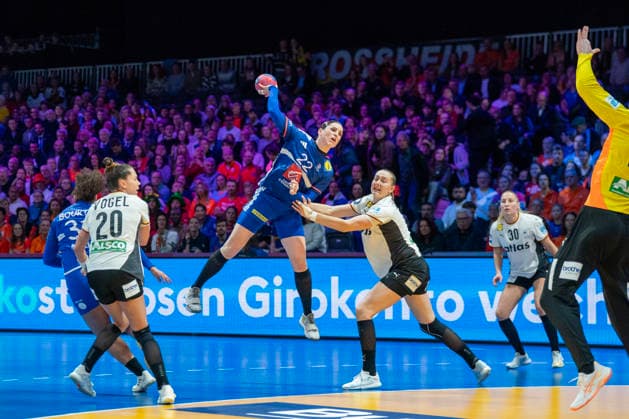 2025-12-12 France vs Germany ROTTERDAM, NETHERLANDS - DECEMBER 12: Tamara Horacek of France during the IHF Worldchampionship 2025 1 2 final match for women, between France and Germany at Ahoy on December 12, 2025 in Rotterdam, Netherlands. Rotterdam Ahoy Netherlands Content not available for redistribution in The Netherlands directly or indirectly through any third parties. Copyright: xHenkxSeppenx