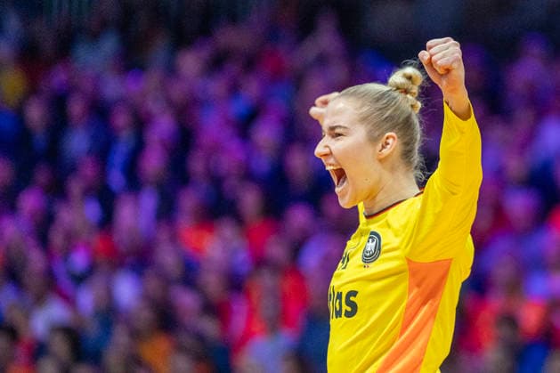 2025-12-12 France vs Germany ROTTERDAM, NETHERLANDS - DECEMBER 12: Katharina Filter of Germany during the IHF Worldchampionship 2025 1 2 final match for women, between France and Germany at Ahoy on December 12, 2025 in Rotterdam, Netherlands. Rotterdam Ahoy Netherlands Content not available for redistribution in The Netherlands directly or indirectly through any third parties. Copyright: xHenkxSeppenx
