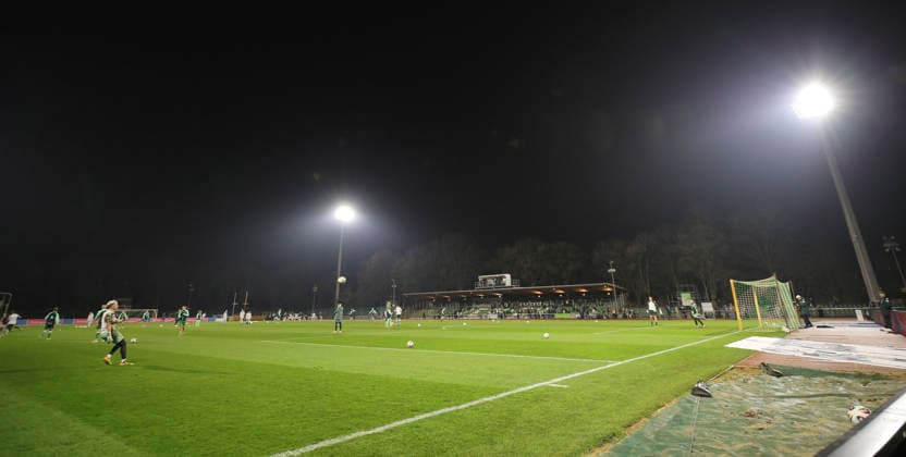 Photo View during warm-up training in the stadium 11 Soccer Google Pixel Womens Bundesliga , matchday 13 on Fri 12 12 2025 Werder Bremen Bayer 04 Leverkusen