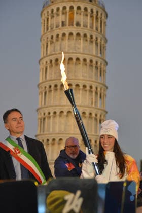 Arrival Of Olympic Flame in the Piazza dei Miracoli - Pisa Arrival of the Olympic Torch in the Piazza dei Miracoli in Pisa, Italy on December 12, 2025. Photo by Roberto Cappello IPA ABACAPRESS.COM Pisa Italy Italy  Copyright: xIPA ABACAx