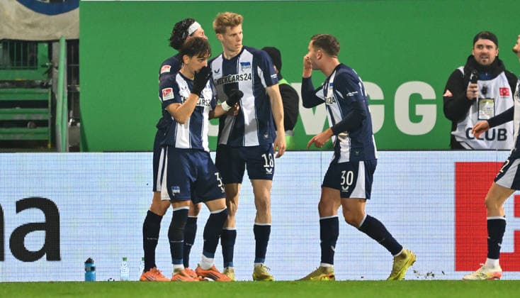 12 12 2025 Soccer season 2025 2026 2 Soccer Bundesliga 16 Matchday SpVgg Greuther Fürth Kleeblatt Hertha BSC Berlin Sportfoto Zink xwoxzix DFL regulations prohibit any use of photographs as image sequences and or quasi video only for editorial use Torjubel Jubel Freude nach Treffer Tor Torschuß zum 2 3 durch Jan Luca Luca Schuler 18, Hertha BSC Berlin
