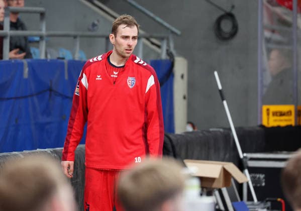 12 12 2025, Germany, Bietigheim, Handball 2 Bundesliga, SG BBM Bietigheim vs Dessau Roßlauer HV 06, Tom Wolf BBM