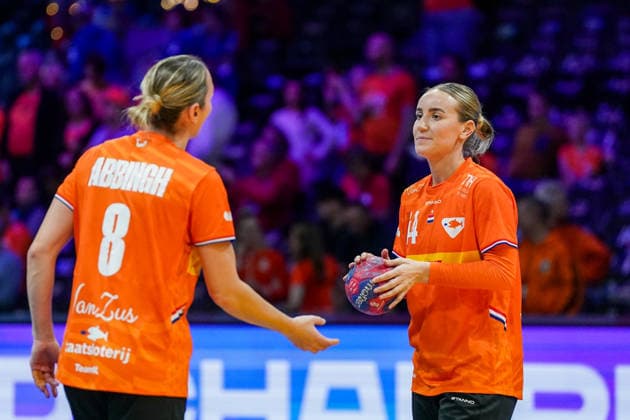 2025-12-12 Netherlands v Norway - IHF World Women s Handball Championship ROTTERDAM, NETHERLANDS - DECEMBER 12: Nikita van der Vliet of The Netherlands and Lois Abbingh of The Netherlands warm up during the IHF World Women s Handball Championship match between Netherlands and Norway at Ahoy on December 12, 2025 in Rotterdam, Netherlands. Rotterdam Ahoy Netherlands Content not available for redistribution in The Netherlands directly or indirectly through any third parties. Copyright: xHenkxSeppenx