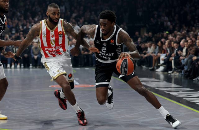 Partizan v Crvena Zvezda, Euroleague basketball, season 2025 2026, round 15 Belgrade, Serbia. 12th Dec, 2025. Partizan s Shake Milton (R) vies with Crvena Zvezda s Codi Miller-McIntyre (L) during Euroleague basketball match between Partizan and Crvena Zvezda (Red Star) on December 12. 2025. in Belgrade, Serbia. Belgrade Serbia Copyright: xPedjaxMilosavljevic STARSPORTx