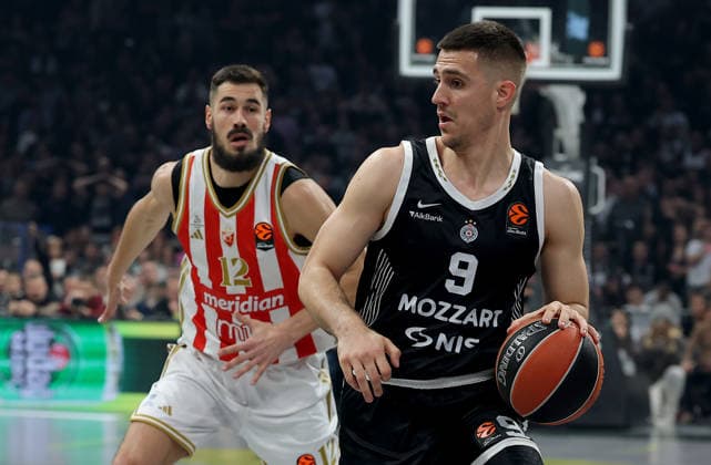 Partizan v Crvena Zvezda, Euroleague basketball, season 2025 2026, round 15 Belgrade, Serbia. 12th Dec, 2025. Partizan s Vanja Marinkovic during Euroleague basketball match between Partizan and Crvena Zvezda (Red Star) on December 12. 2025. in Belgrade, Serbia. Belgrade Serbia Copyright: xPedjaxMilosavljevic STARSPORTx