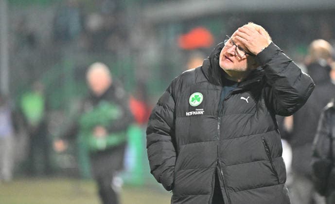 12 12 2025 Soccer Season 2025 2026 2 Soccer Bundesliga 16 Matchday SpVgg Greuther Fürth Kleeblatt Hertha BSC Berlin Sportfoto Zink MeZi xmexzix DFL regulations prohibit any use of photographs as image sequences and or quasi video only for editorial use Heiko Vogel Trainer SpVgg Greuther Fürth