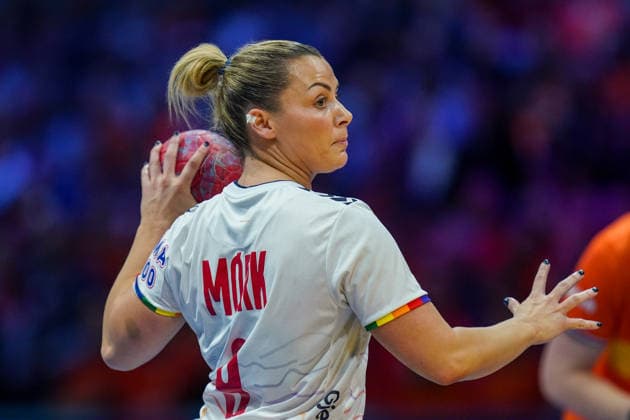 2025-12-12 Netherlands v Norway - IHF World Women s Handball Championship ROTTERDAM, NETHERLANDS - DECEMBER 12: Nora Mork of Norway holds the ball during the IHF World Women s Handball Championship match between Netherlands and Norway at Ahoy on December 12, 2025 in Rotterdam, Netherlands. Rotterdam Ahoy Netherlands Content not available for redistribution in The Netherlands directly or indirectly through any third parties. Copyright: xHenkxSeppenx