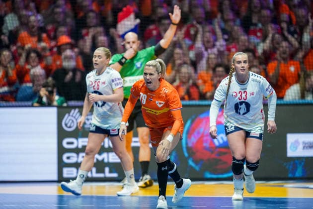 2025-12-12 Netherlands v Norway - IHF World Women s Handball Championship ROTTERDAM, NETHERLANDS - DECEMBER 12: Estavana Polman of The Netherlands shouting during the IHF World Women s Handball Championship match between Netherlands and Norway at Ahoy on December 12, 2025 in Rotterdam, Netherlands. Rotterdam Ahoy Netherlands Content not available for redistribution in The Netherlands directly or indirectly through any third parties. Copyright: xHenkxSeppenx