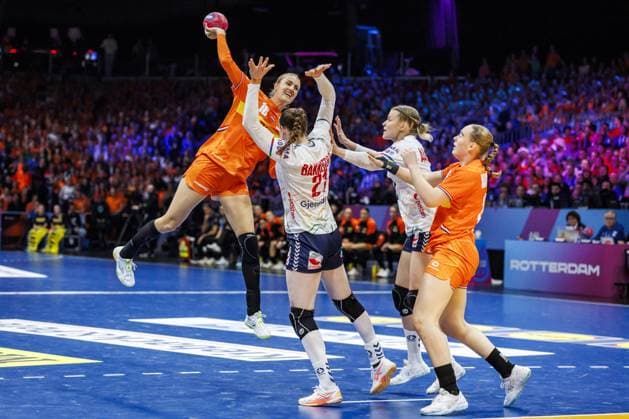 Handball, Womens World Championship, Semi-final, Netherlands - Norway