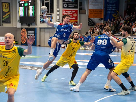 Mex Raguse HBW Balingen Weilstetten, 06 on goal throw VfL Eintracht Hagen vs HBW Balingen Weilstetten, Handball, 2 Bundesliga, 15 Matchday, Season 2025 2026, 12 12 2025 VfL Eintracht Hagen vs HBW Balingen Weilstetten, Handball, 2 Bundesliga, 15 Matchday, Season 2025 2026, 12 12 2025 Hagen Copyright: xEibner-Pressefoto DamianxKruczynx EP_DKI