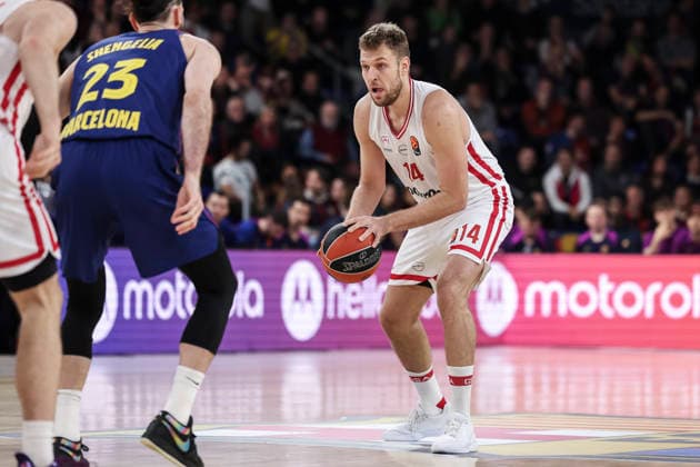 December 12, 2025, Barcelona, Barcelona, Spain: Sasha Vezenkov of Olympiacos Piraeus in action during the EuroLeague Regular Season Round 15 match played between FC Barcelona, Barca and Olympiacos Piraeus at Palau Blaugrana on December 12, 2025 in Barcelona, Spain. Barcelona Spain - ZUMAa181 20251212_zaa_a181_125 Copyright: xJavierxBorregox