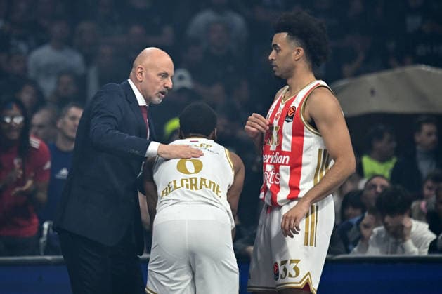 PARTIZAN vs CRVENA ZVEZDA SASA OBRADOVIC coach, JARED BUTLER Dzered Batler, JORDAN NWORA Dzordan Nvora basketball Partizan vs Crvena zvezda during Euroleague matrch at Beogradska arena, Belgrade 12.12.2025 Foto: BASKETBALL, EUROLEAGUE, PARTIZAN, CRVENA ZVEZDA Belgrade Belgrade arena Serbia Copyright: xMarkoxMetlas xMNxPressx