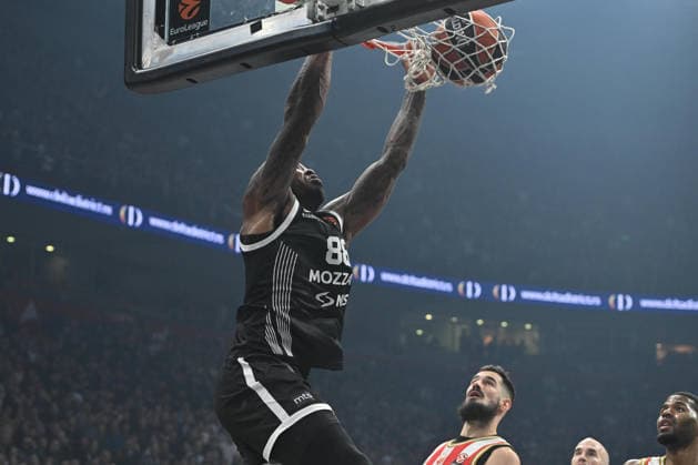 PARTIZAN vs CRVENA ZVEZDA TYRIQUE JONES Tajrik Dzons basketball Partizan vs Crvena zvezda during Euroleague matrch at Beogradska arena, Belgrade 12.12.2025 Foto: BASKETBALL, EUROLEAGUE, PARTIZAN, CRVENA ZVEZDA Belgrade Belgrade arena Serbia Copyright: xMarkoxMetlas xMNxPressx