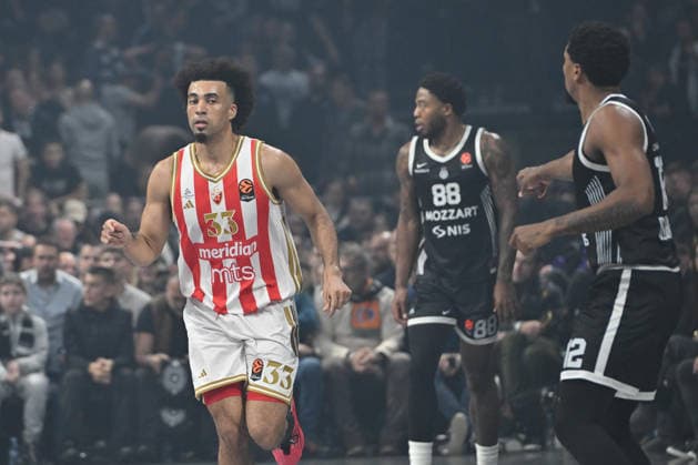 PARTIZAN vs CRVENA ZVEZDA JORDAN NWORA Dzordan Nvora basketball Partizan vs Crvena zvezda during Euroleague matrch at Beogradska arena, Belgrade 12.12.2025 Foto: BASKETBALL, EUROLEAGUE, PARTIZAN, CRVENA ZVEZDA Belgrade Belgrade arena Serbia Copyright: xMarkoxMetlas xMNxPressx