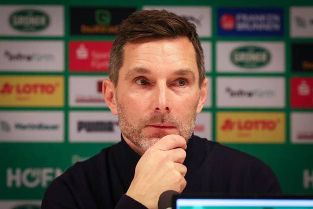 Head coach Stefan Leitl Hertha BSC Berlin at the press conference, Spvgg Greuther Fuerth vs Hertha BSC Berlin, Football, 2 Bundesliga, DFL, Saison 2025 2026, Hinrunde, 16 Spieltag, 12 12 2025 DFB regulations prohibit any use of photographs as image sequences and or quasi video Fuerth Bayern Germany Copyright: xkolbert-press MartinxAgüerax
