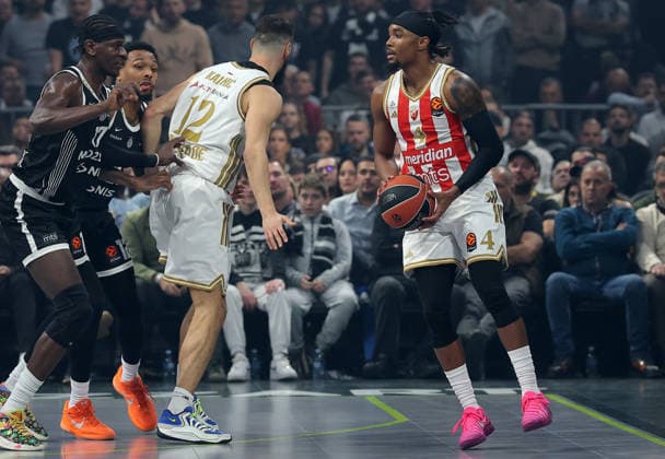 Partizan v Crvena Zvezda, Euroleague basketball, season 2025 2026, round 15 Belgrade, Serbia. 12th Dec, 2025. Crvena Zvezda s Devonte Graham during Euroleague basketball match between Partizan and Crvena Zvezda (Red Star) on December 12. 2025. in Belgrade, Serbia. Belgrade Serbia Copyright: xPedjaxMilosavljevic STARSPORTx