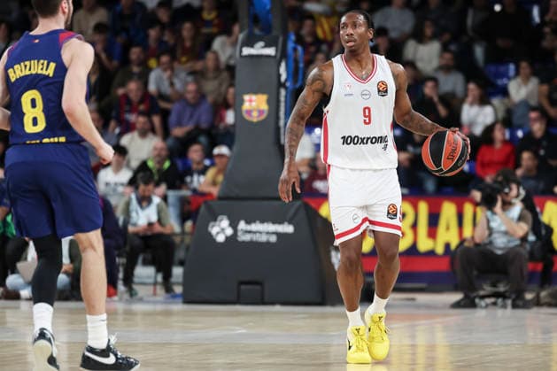 December 12, 2025, Barcelona, Barcelona, Spain: Saben Lee of Olympiacos Piraeus in action during the EuroLeague Regular Season Round 15 match played between FC Barcelona, Barca and Olympiacos Piraeus at Palau Blaugrana on December 12, 2025 in Barcelona, Spain. Barcelona Spain - ZUMAa181 20251212_zaa_a181_143 Copyright: xJavierxBorregox