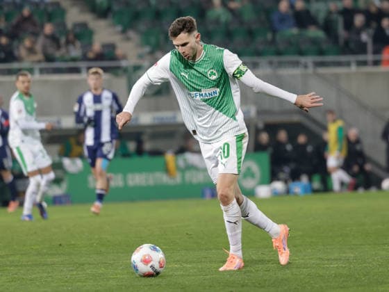 Germany Soccer, 2 Bundesliga 2025 26, Matchday 16 SpVgg Greuther Fürth vs Hertha BSC Sportpark Ronhof Fürth Branimir Hrgota SpVgg Greuther Fürth, 10 Copyright: xChristopherxRupprechtx