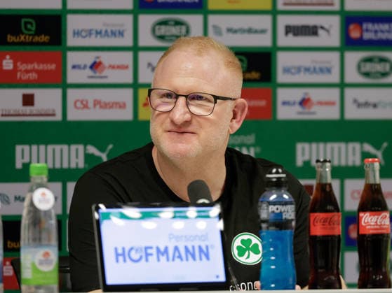 Germany Soccer, 2 Bundesliga 2025 26, 16 Matchday SpVgg Greuther Fürth vs Hertha BSC Sportpark Ronhof Fürth Press conference Heiko Vogel Coach, SpVgg Greuther Fürth Copyright: xChristopherxRupprechtx