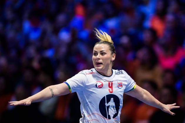 251212 Nora Mork of Norway celebrates during the IHF Women™s World Championship semifinal between Netherlands and Norway on December 12, 2025 in Rotterdam Photo Joel Marklund BILDBYRAN kod JM JM0756 bbeng handball handball handball vm handball vm handbolls vm ihf handball world championship world handball championship 2025 world championship 2025 semifinal semifinals netherlands norway norge netherlands dam jubel  Copyright: JOELxMARKLUND BB251212JM067