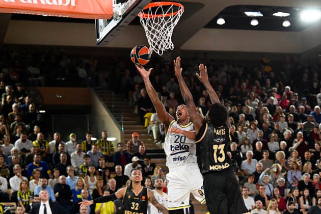 BASKET-BALL : AS Monaco VS Fenerbahce Beko - Turkish Airlines EuroLeague - 12 12 2025 Devon Hall (Fenerbahce Beko) - Turkish Airlines EuroLeague match between AS Monaco and Paris Basketball on December 12, 2025 at the Louis II Stadium in Monaco. MonacoMonaco  Copyright: xWilliamxCannarellax