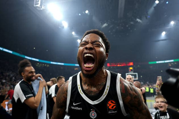 Partizan v Crvena Zvezda, Euroleague basketball, season 2025 2026, round 15 Belgrade, Serbia. 12th Dec, 2025. Partizan s Tyrique Jones celebrates during Euroleague basketball match between Partizan and Crvena Zvezda (Red Star) on December 12. 2025. in Belgrade, Serbia. Belgrade Serbia Copyright: xPedjaxMilosavljevic STARSPORTx