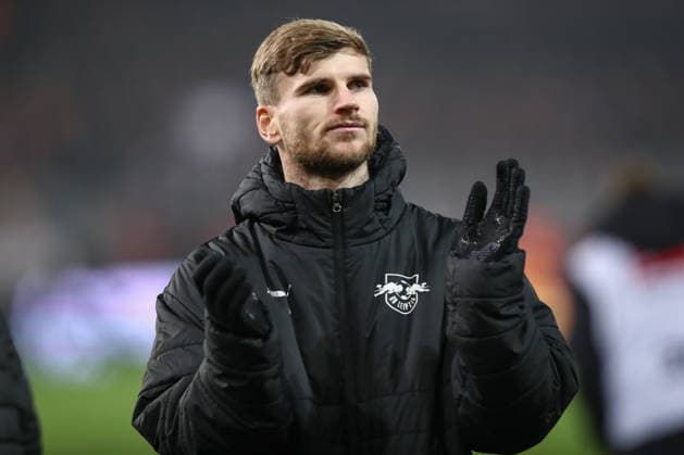 12 12 2025, xtgx, Football 1 Bundesliga, 1 FC Union Berlin RB Leipzig emspor, v l Timo Werner Leipzig, 36 Thanks the fans disappointed, disappointed, looks disappointed, disappointed DFL DFB REGULATIONS PROHIBIT ANY USE OF PHOTOGRAPHS as IMAGE SEQUENCES and or QUASI VIDEO Berlin