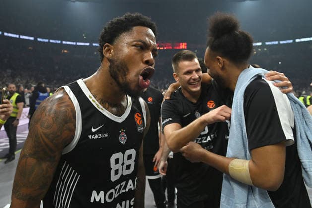PARTIZAN vs CRVENA ZVEZDA TYRIQUE JONES Tajrik Dzons basketball Partizan vs Crvena zvezda during Euroleague matrch at Beogradska arena, Belgrade 12.12.2025 Foto: BASKETBALL, EUROLEAGUE, PARTIZAN, CRVENA ZVEZDA Belgrade Belgrade arena Serbia Copyright: xMarkoxMetlas xMNxPressx