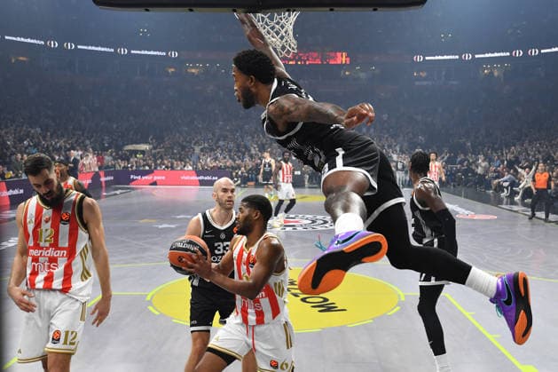 PARTIZAN vs CRVENA ZVEZDA TYRIQUE JONES Tajrik Dzons basketball Partizan vs Crvena zvezda during Euroleague matrch at Beogradska arena, Belgrade 12.12.2025 Foto: BASKETBALL, EUROLEAGUE, PARTIZAN, CRVENA ZVEZDA Belgrade Belgrade arena Serbia Copyright: xMarkoxMetlas xMNxPressx