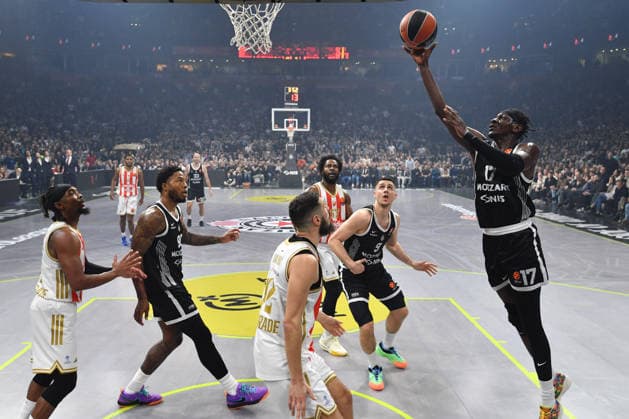 PARTIZAN vs CRVENA ZVEZDA ISAAC BONGA Ajzak Bonga basketball Partizan vs Crvena zvezda during Euroleague matrch at Beogradska arena, Belgrade 12.12.2025 Foto: BASKETBALL, EUROLEAGUE, PARTIZAN, CRVENA ZVEZDA Belgrade Belgrade arena Serbia Copyright: xMarkoxMetlas xMNxPressx