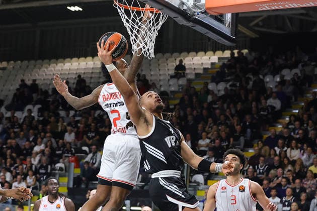 03 Carser EDWARDS Virtus Match BASKETBALL - EUROLEAGUE Virtus Bologna vs Hapoel IBI Tel Aviv 12-12-2025 02 Antonio Blakeney Hapoel IBI Tel Aviv Match BASKETBALL - EUROLEAGUE Virtus Bologna vs Hapoel IBI Tel Aviv 12-12-2025 during Virtus Bologna vs Hapoel Tel Aviv, Basketball Euroleague match in Bologna, Italy, December 12 2025  Copyright: xValentinoxOrsini IPAxSportx xipa-agency.netx xx IPA_69087340 IPA_Agency_IPA69087340