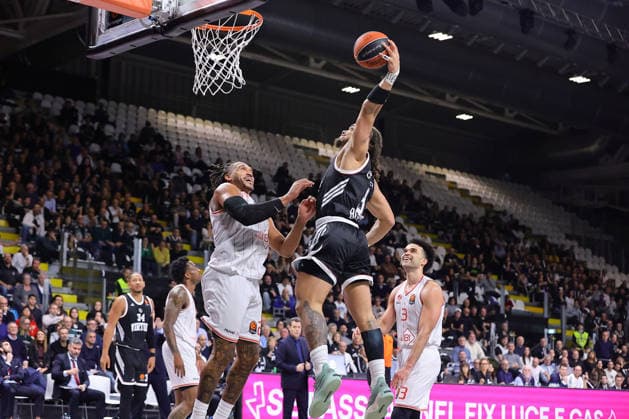 03 Carser EDWARDS Virtus Match BASKETBALL - EUROLEAGUE Virtus Bologna vs Hapoel IBI Tel Aviv 12-12-2025 24 Ish Wainright Hapoel IBI Tel Aviv Match BASKETBALL - EUROLEAGUE Virtus Bologna vs Hapoel IBI Tel Aviv 12-12-2025 03h Elijah Bryant Hapoel IBI Tel Aviv Match BASKETBALL - EUROLEAGUE Virtus Bologna vs Hapoel IBI Tel Aviv 12-12-2025 during Virtus Bologna vs Hapoel Tel Aviv, Basketball Euroleague match in Bologna, Italy, December 12 2025  Copyright: xValentinoxOrsini IPAxSportx xipa-agency.netx xx IPA_69087476 IPA_Agency_IPA69087476