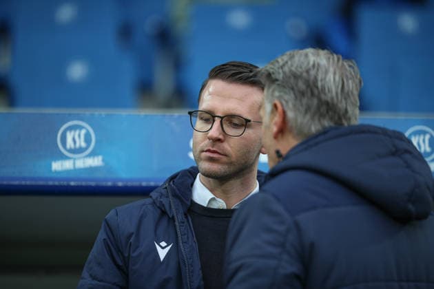 Timon Pauls Karlsruher SC, Director of Professional Football before the match, Karlsruher SC vs SC Paderborn 07, 2 Bundesliga, Matchday 16, 2025 2026, 13 12 2025, DFL REGULATES PROHIBIT ANY USE OF PHOTOGRAPHS AS IMAGE SEQUENCES AND OR QUASI VIDEO, Karlsruher SC vs SC Paderborn 07, 2 Bundesliga, Matchday 16, 2025 2026, 13 12 2025 Karlsruhe Copyright: xEibner-Pressefoto JanxPrihodax EP_JPA