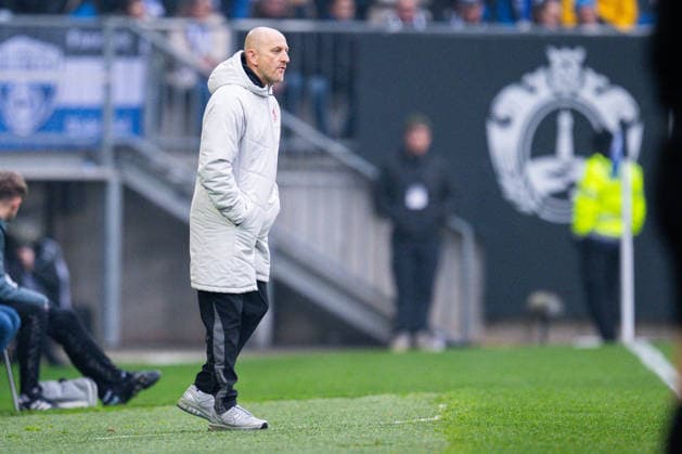 13 12 2025 Football, 2025 2026, 2 Bundesliga, Matchday 16, DSC Arminia Bielefeld 1 FC Kaiserslautern Torsten Lieberknecht Coach Kaiserslautern DFL REGULATIONS PROHIBIT ANY USE OF PHOTOGRAPHS AS IMAGE SEQUENCES AND OR QUASI VIDEO