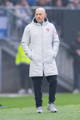13 12 2025 Football, 2025 2026, 2 Bundesliga, Matchday 16, DSC Arminia Bielefeld 1 FC Kaiserslautern Torsten Lieberknecht Coach Kaiserslautern DFL REGULATIONS PROHIBIT ANY USE OF PHOTOGRAPHS AS IMAGE SEQUENCES AND OR QUASI VIDEO