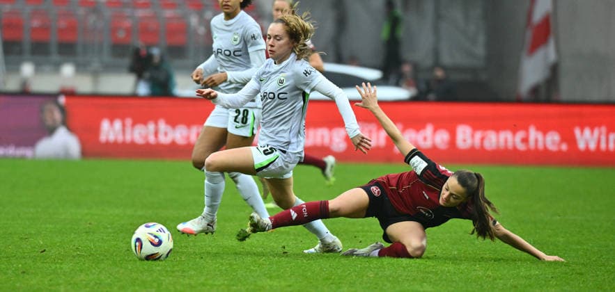 13 12 2025 Soccer season 2025 2026 1 Google Pixel Women Bundesliga 13 Matchday 1 FC Nürnberg FCN Club Clubfrauen VfL Wolfsburg Sportfoto Zink xwoxzix Janou Levels 15, VfL Wolfsburg Sanja Homann 19, 1 FC Nürnberg FCN