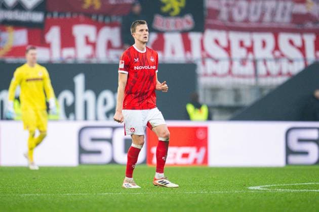 13 12 2025 Football, 2025 2026, 2 Bundesliga, Matchday 16, DSC Arminia Bielefeld 1 FC Kaiserslautern Fabian Kunze Kaiserslautern DFL REGULATIONS PROHIBIT ANY USE OF PHOTOGRAPHS AS IMAGE SEQUENCES AND OR QUASI VIDEO