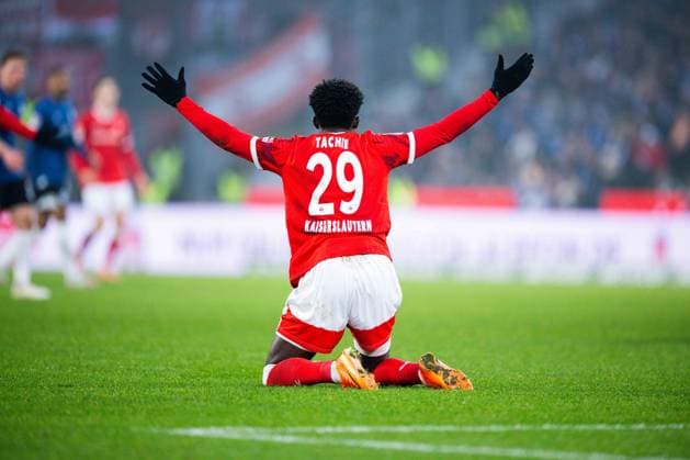 13 12 2025 Football, 2025 2026, 2 Bundesliga, Matchday 16, DSC Arminia Bielefeld 1 FC Kaiserslautern Richmond Tachie Kaiserslautern DFL REGULATES PROHIBIT ANY USE OF PHOTOGRAPHS AS IMAGE SEQUENCES AND OR QUASI VIDEO
