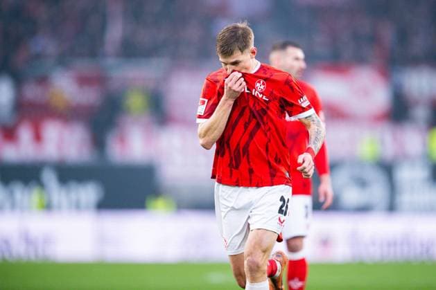 13 12 2025 Football, 2025 2026, 2 Bundesliga, Matchday 16, DSC Arminia Bielefeld 1 FC Kaiserslautern Paul Joly Kaiserslautern DFL REGULATIONS PROHIBIT ANY USE OF PHOTOGRAPHS AS IMAGE SEQUENCES AND OR QUASI VIDEO