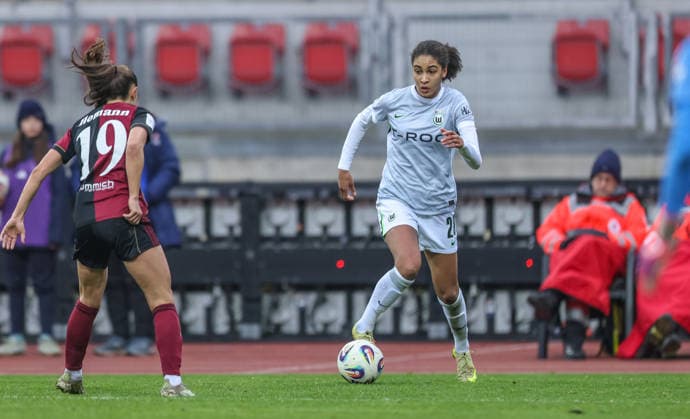 GER, Nuremberg, 1 FC Nuremberg vs VfL Wolfsburg, Google Pixel Bundesliga, Football, DFB, Season 2025 2026, Max Morlock Stadium, 13 Matchday in picture v l Sanja Homann 1 FC Nuremberg Women 19 , Cora Zicai VfL Wolfsburg 28 DFB DFL REGULATIONS PROHIBIT ANY USE OF PHOTOGRAPHS AS IMAGE SEQUENCES AND OR QUASI VIDEO, 13 12 2025 Copyright: HMBxMedia HendrikxHamelau