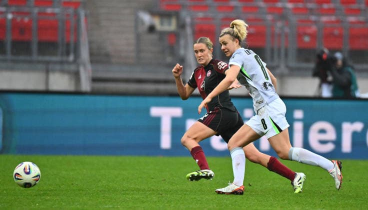 13 12 2025 Soccer season 2025 2026 1 Google Pixel Women Bundesliga 13 Matchday 1 FC Nürnberg FCN Club Clubfrauen VfL Wolfsburg Sportfoto Zink xwoxzix Klara Svensson Senelius 2, 1 FC Nürnberg FCN Lena Lattwein 8, VfL Wolfsburg