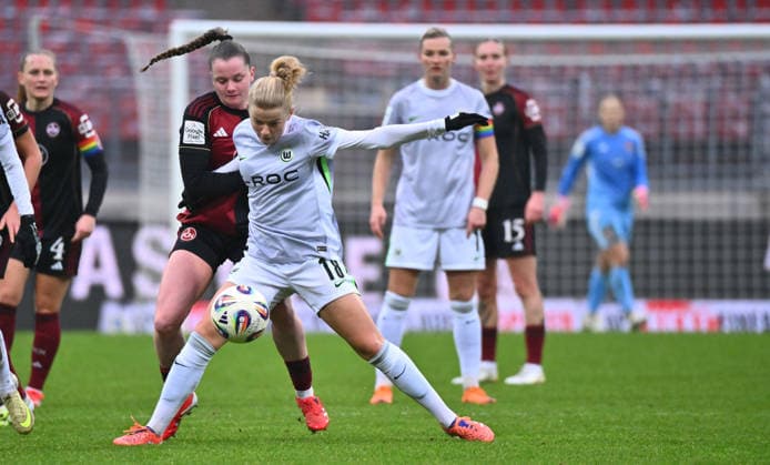 13 12 2025 Soccer Season 2025 2026 1 Google Pixel Women Bundesliga 13 Matchday 1 FC Nürnberg FCN Club Clubfrauen VfL Wolfsburg Sportfoto Zink xwoxzix Jacqueline Baumgärtel Baumgaertel 20, 1 FC Nürnberg FCN Justine Kielland 18, VfL Wolfsburg