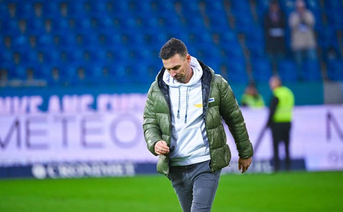 Coach Christian Eichner Karlsruher SC is disappointed after the 2 Bundesliga match between Karlsruher SC and SC Paderborn at BBBank Wildpark on December 13, 2025 in Karlsruhe, Germany Photo by Silas Schüller DeFodi Images Coach Christian Eichner Karlsruher SC looks dejected after the 2 Bundesliga match between Karlsruher SC and SC Paderborn at BBBank Wildpark on December 13, 2025 in Karlsruhe, Germany Photo by Silas Schüller DeFodi Images DFB DFL REGULATIONS PROHIBIT ANY USE OF PHOTOGRAPHS AS IMAGE SEQUENCES AND OR QUASI VIDEO Photo by Silas Schueller DeFodi Images