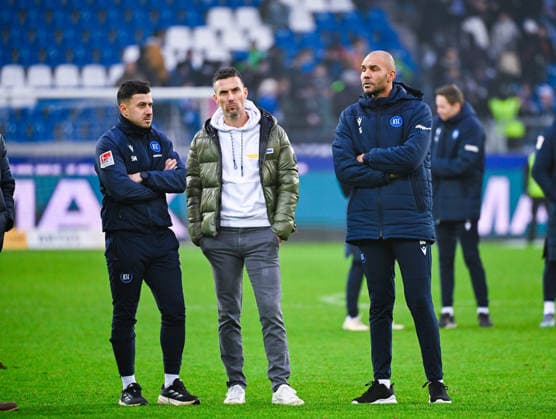 Coach Christian Eichner Karlsruher SC , Co Coach Daniel Gordon Karlsruher SC and Co Coach Sirus Motekallemi Karlsruher SC look frustrated after the 2 Bundesliga match between Karlsruher SC and SC Paderborn at BBBank Wildpark on December 13, 2025 in Karlsruhe, Germany Photo by Silas Schüller DeFodi Images Coach Christian Eichner Karlsruher SC , Assistant Coach Daniel Gordon Karlsruher SC and Assistant Coach Sirus Motekallemi Karlsruher SC look frustrated after the 2 Bundesliga match between Karlsruher SC and SC Paderborn at BBBank Wildpark on December 13, 2025 in Karlsruhe, Germany Photo by Silas Schüller DeFodi Images DFB DFL REGULATIONS PROHIBIT ANY USE OF PHOTOGRAPHS AS IMAGE SEQUENCES AND OR QUASI VIDEO Photo by Silas Schueller DeFodi Images